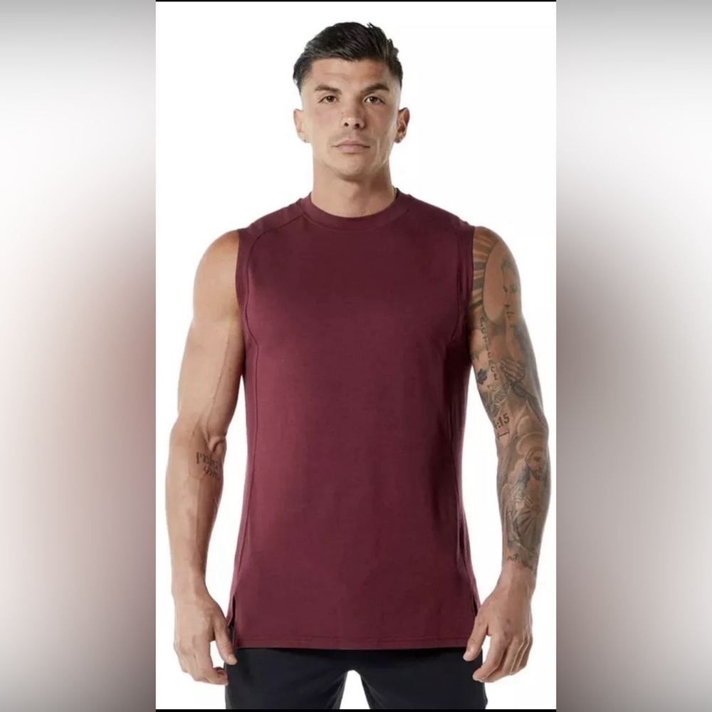 NWT Alphalete Premium Stepped Hem Tank- Men’s Small
